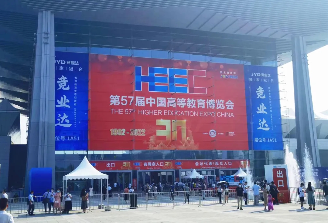 4d62a0c54fc8190e22c77018b5155b41-sz_421469.webp